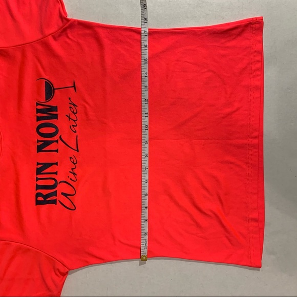 Run Now Wine Later Tech Tee NWOT - Picture 15 of 15